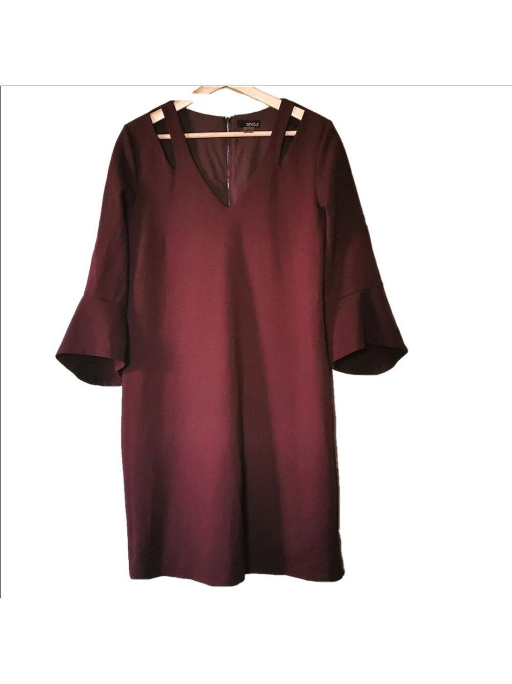Burgundy Renuar cocktail dress. Size Medium. EUC